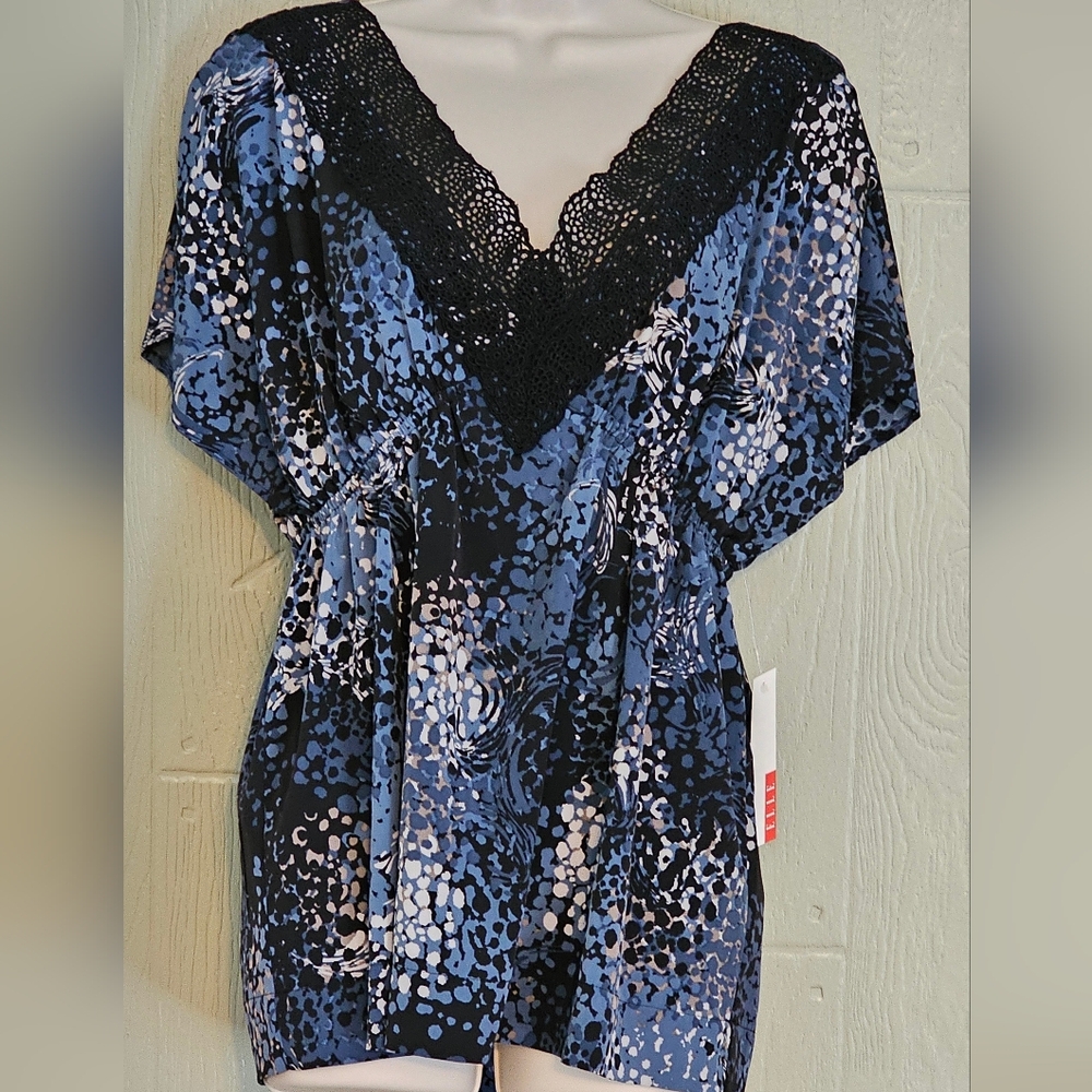 Women's $34 Elle Size M Polyester Multi-colored Print Blouse Lace V-Neck